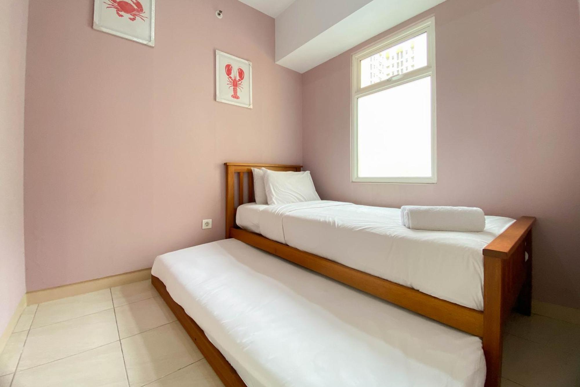 Apartemen Comfort And Elegant 4br Combined At Springlake Summarecon By Travelio Bekasi